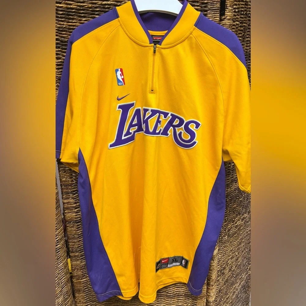 Nike-NBA‎ Adult LA Lakers Yellow/Purple Warm Up Zip -Size:XL,snag bottom front